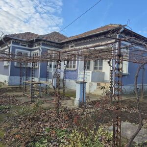 Rural Bulgaria house in Dobrevo, Dobrich region
