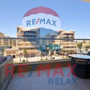 Exclusive Seafront Residences – Your Oasis Awaits!