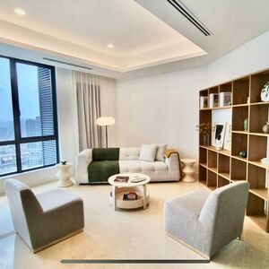 2 Bed Condo in Embassy Area, 5min ride to Petronas Towers 