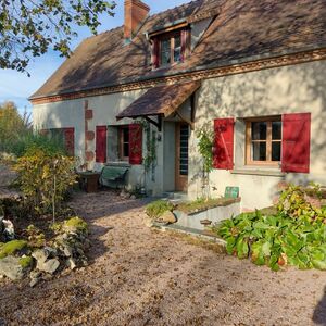 Charming fully renovated house in green tranquil setting