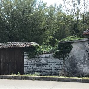 10 minutes from beach,1-Storey house/Summer kitchen, 1290m2