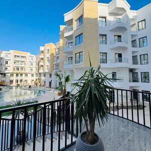  Two Bedroom Apartment 81m Sea View