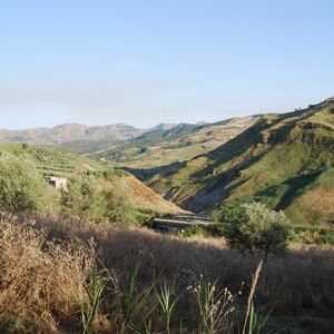 Land in Sicily - Colin ed Anja Cda Butera