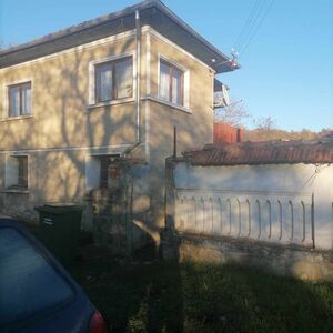 Two-storey house 30 Minutes from VT