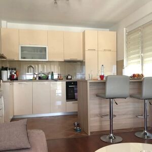 I am selling an apartment in Sutomor, 49 m2, fully equipped