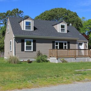 Beautiful 3 bedroom 2.5 bathroom Cape located in one of the 