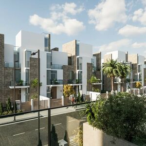  Pool View Apt with Roof top in Long Beach 25% Down Payment