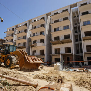  Appartment113m2bedroom on the sea and pool