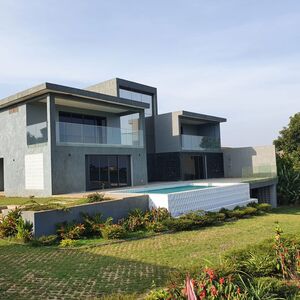 Lakeside Villa For Sale In Kigo-Busabala Rd Uganda