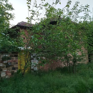 Traditional property for sale in Ovcha Moglia with 2500 SQM