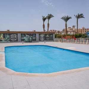  Appartmeent84m1bedroom sea &pool view