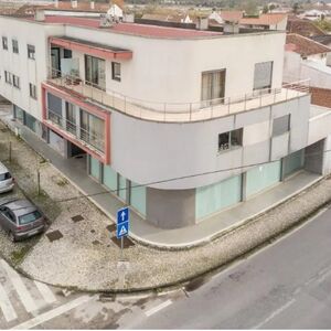 Street Trade Store in Arazede