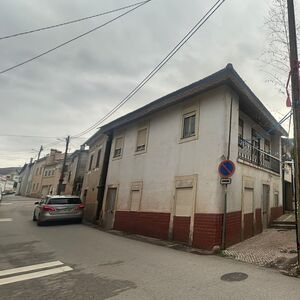 House on the outskirts of the city (needing work)