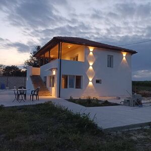 Sale renovated stone house 188 sq. m. built-up area and yard