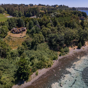 Large property with residential house and private beach 