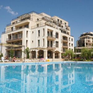 One Bedroom apartment with pool view in Sorento Sole Mare, S