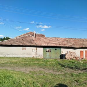 Amazing property with massive plot 4000 SQM in VT Pay Monthl