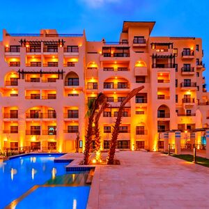 Studio with Pool and Garden View in Al Dau Heights