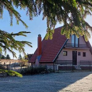 Brick weekend house in Golija, 105m2