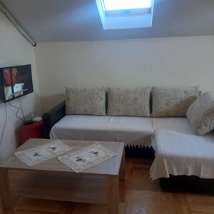 I am selling an apartment in Mirijevo-Zvezdara