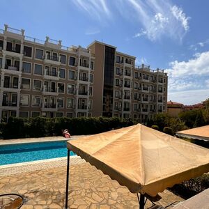 Pool View 1-bedroom apartment in Domus, Sveti Vlas