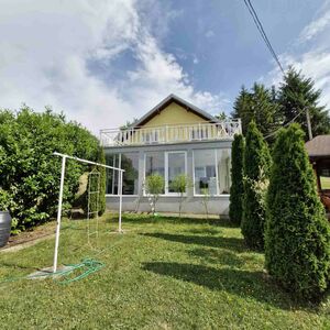 Selling a house with a beautiful plot of 22 ares