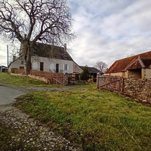 Farm outbuildings Land no neighbours not overlooked views