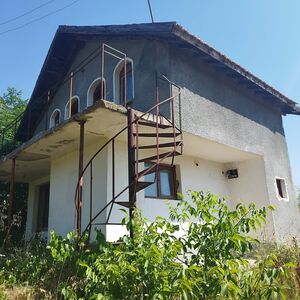 Two-storey villa for sale near the town of Yambol