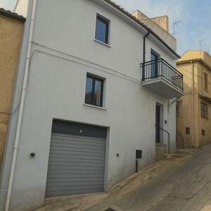 sh 837, villa, Caccamo, Sicily