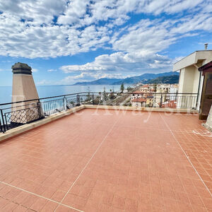 Iv1309 Penthouse with Panoramic Terrace in Bordighera 