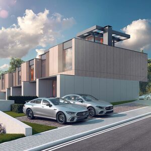 Luxury Townhome with Private Garden and Rooftop