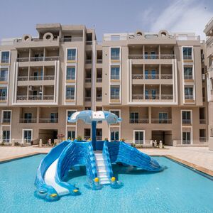 Ready to Move Apt with Installments Prime Location 