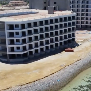 Seafront 2-Bedroom Apartment , Storia Del Mare