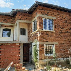 Rural house with quiet location 25 km away from big city