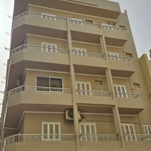 FULL BULDING WITH 9 APARTEMENT&4SHOPS  IN HURGHADA - EGYPT