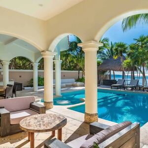6-BEDROOM MAGNIFICENT HOME IN SOLIMAN BAY