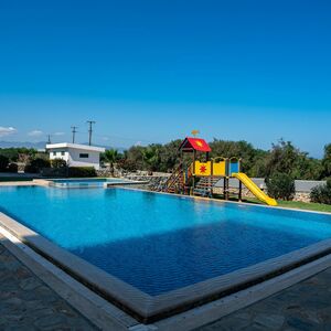 Elegant 2-bed duplexes with panoramic terraces and space