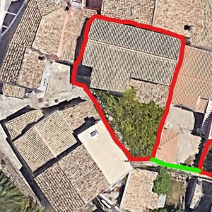 Charming Traditional House 