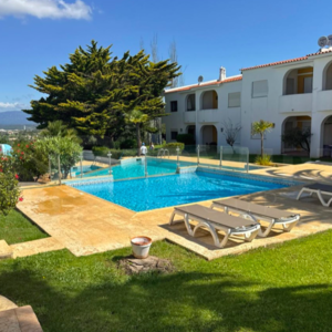 STYLISH 2-BEDROOM APARTMENT IN PRIME LOCATION IN CARVOEIRO