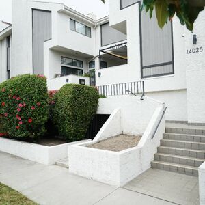 Live Large in the Heart of Sherman Oaks – Minutes to Studios