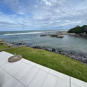 ON THE SEA/BEACH – ON YOUR DOORSTEP – HOUSE – 3 BEDROOMS 3 