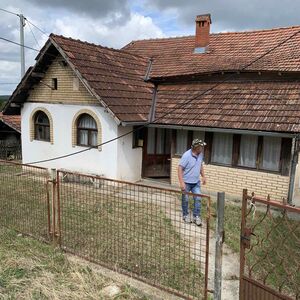 I am selling a house with land in Poljanice-Ljig