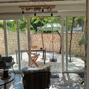 Beautiful House with ample parking in Croatia 51250