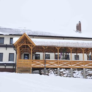 Rustic Guesthouse type Manor, 8 Rooms + Food Forest Plan, 12