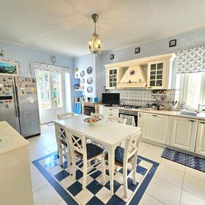 CHARMING RESIDENCE WITH VIEWS OF THE CONERO HILLS