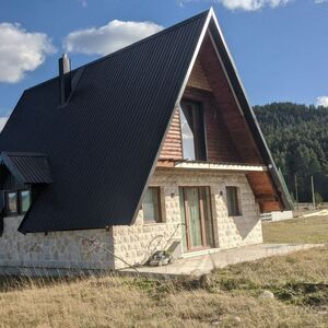 New A-frame comfortable house in 2 levels in Zabljak