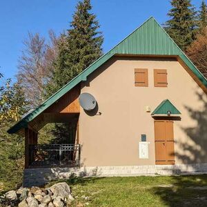 House with terrace in mountain village near Zabljak