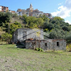 Casa in campagna con terreno di in Guardialfiera -AG124