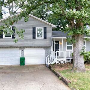 SINGLE FAMILY 4BED FOR SELL IN STONE MOUNTAIN, GA