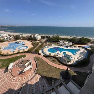 Frontal Sea View! 2-Bed Apartment Sunset Resort 5★, Pomorie 